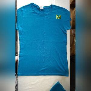 Women's Gildan Blue T-Shirt Crew neck Size M  L  2X  3X